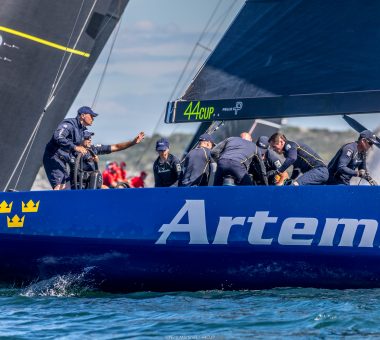 44 Cup Marstand: Local heroes lead after a top opening day