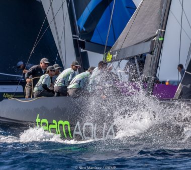 Seahorse Sailing Magazine: Rod Davis – Payback