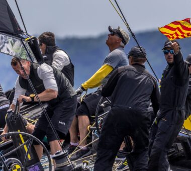 Big deck shoes to fill on Team Nika