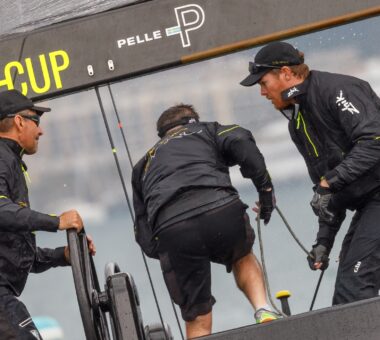 From 50 knot flying catamaran to the RC44